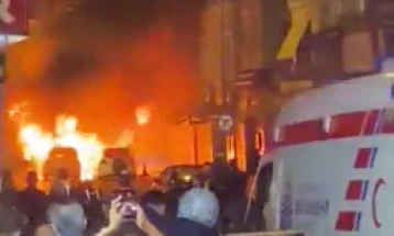 Нова експлозија во Истанбул, овојпат автомобил бомба