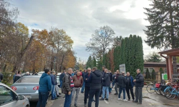 Приватните превозници пред Град Скопје, бараат средба со Арсовска