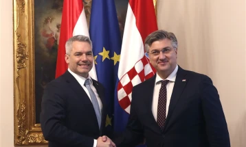 Нехамер: Австрија го поддржува влезот на Хрватска во шенген зоната