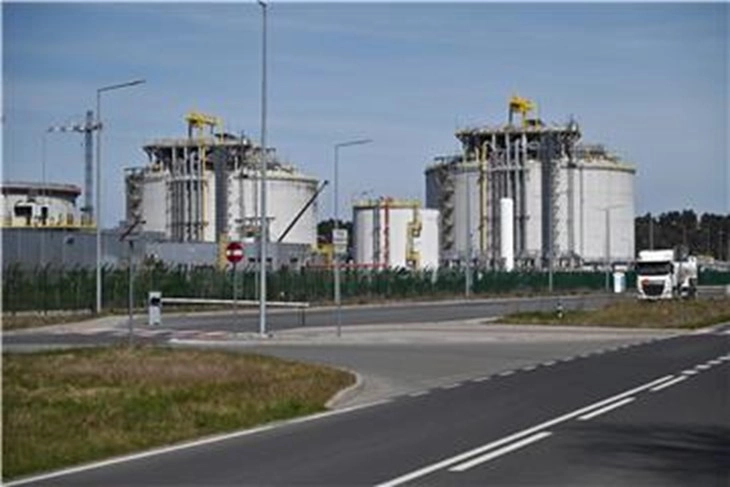 Poland takes Gazprom pipeline subsidiary into administration