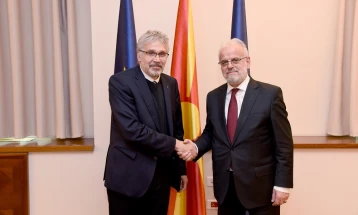 Speaker Xhaferi meets new Hungarian Ambassador Klein