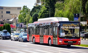 Autobusët privatë nesër nuk do të qarkullojnë për shkak të borxhit nga NQP “Shkup”
