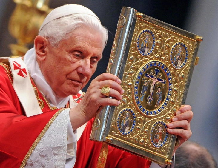 MOC-OA delegation to attend funeral of Pope Benedict XVI