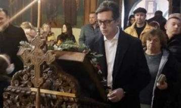 Pendarovski: Ta respektojmë njëri-tjetrin, të jemi të kujdesshëm dhe solidarë dhe ta ruajmë atdheun