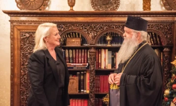 Archbishop Stefan meets with US Ambassador Aggeler