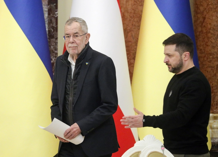 Presidenti austriak Van der Belen në takim me Zelenskin në Kiev