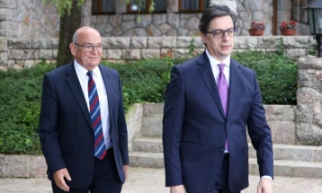 President Pendarovski, UK Envoy Peach in phone call, discussing political processes in N. Macedonia and region