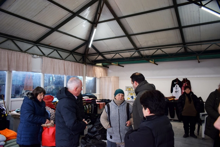 Градоначалникот на Битола Тони Коњановски го посети реновираниот Градскиот пазар