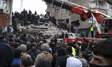 Во Халкбанк отворена донаторска сметка за помош за настраданите од катастрофалниот земјотрес во Турција