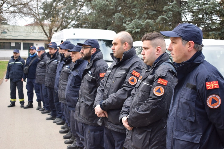 Максути за МИА: Тимови за заштита и спасување составени од 40 лица се упатија во реонот погоден од земјотресот во Турција