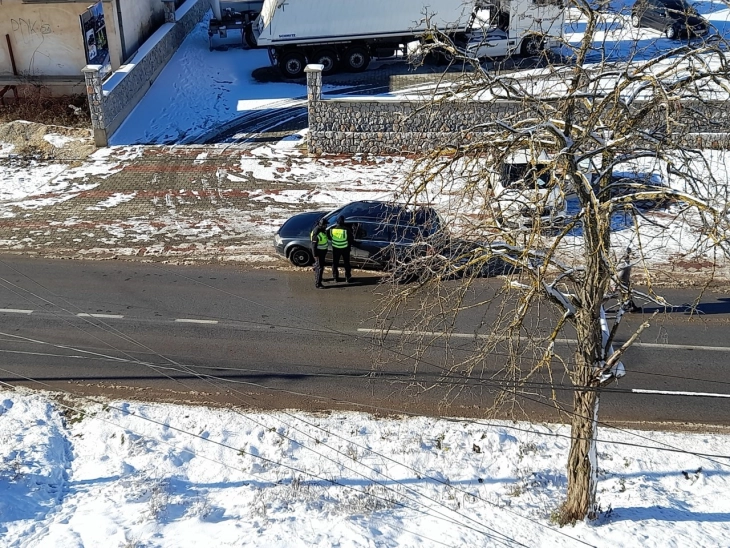 Во Дебар од сообраќај исклучени возила  со неисправни сопирачки