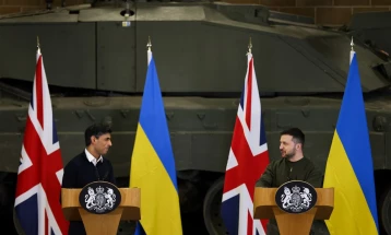 Sunak nuk përjashtoi asgjë lidhur me ndihmën ushtarake për Ukrainën