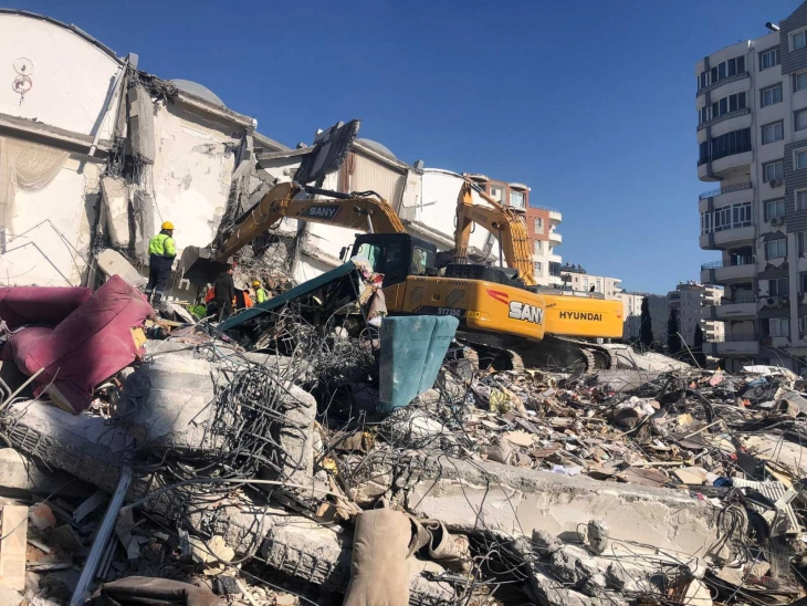 Демири за МИА од Адијаман: Градот е срамнет со земја, се надеваме дека сè уште има живи луѓе под урнатините