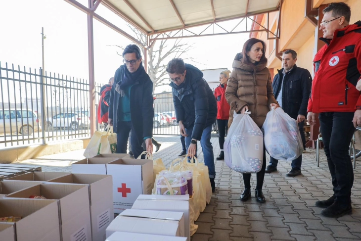 Donacion nga Pendarovskit për të pësuarit në Turqi dhe Siri
