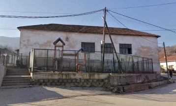 Се урива стариот дом во Дреново, ќе се гради културен дом