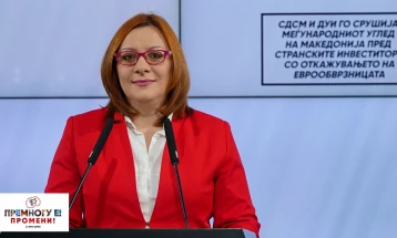 Димитриеска Кочоска: Откажувањето на еврообврзницата го сруши угледот на земјата, се испраќа сигнал дека државата е нестабилна