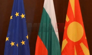 Individë dhe grupe nuk duan marrëdhënie të mira maqedonaso-bullgare dhe anëtarësim të rajonit në BE, thotë Kovaçevski për MIA-n