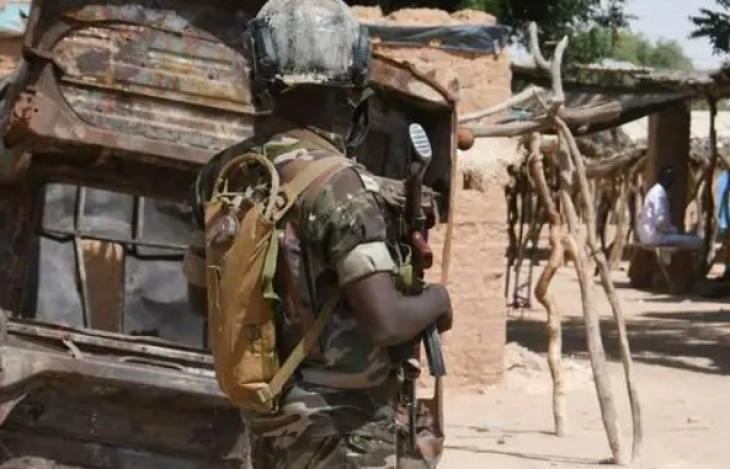 Të paktën 51 ushtarë vriten në një pritë në veri të Burkina Fasos