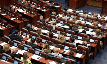 Собранието расправа за изборот на новите министри