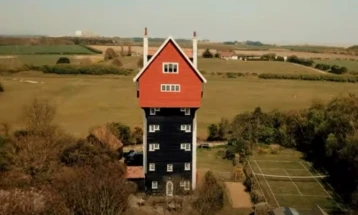Туристичка кула во Англија со необичен историјат