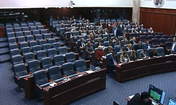 Seanca kuvendore për zgjedhjen e ministrave të rinj, debati vazhdon pas orës 18
