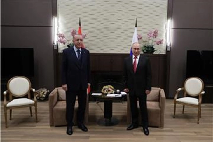 Turkey's Erdoğan urges Putin to resume talks for 'fair peace'