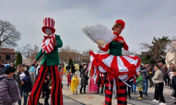 Во Прилеп се одржува карневалот „Прочка 2023“