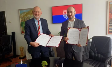 Градоначалникот Колев и евроамбасадорот Гир потпишаа  Меморандум за соработка за отворање Европска куќа во Велес