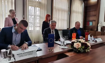 Project co-financing agreements on cross-border cooperation with Bulgaria signed in Kumanovo