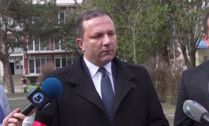 Spasovski: Situation under control, probe into bomb threats ongoing