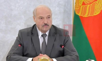 Lukashenko nënshkroi dekret për thirrjen e 250 oficerëve rezervë për shërbim ushtarak
