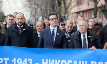 Pendarovski: Që të ketë pajtim, duhet të kërkohet falje për dëbimin e hebrenjve nga Maqedonia e Veriut 