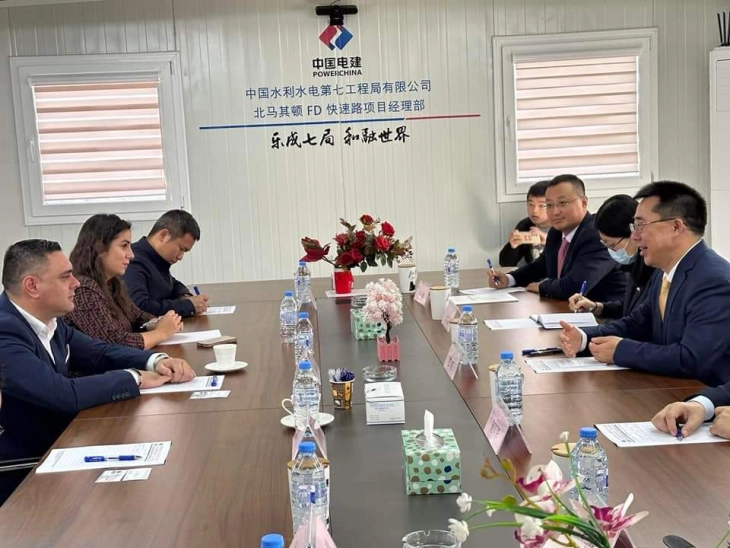 Градоначалникот на Кавадарци на работен состанок со амбасадорот на Народна Република Кина