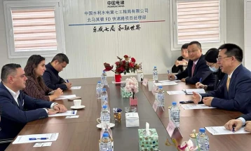 Градоначалникот на Кавадарци на работен состанок со амбасадорот на Народна Република Кина