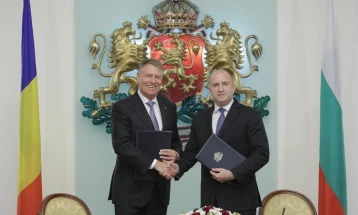 Претседателите на Бугарија и Романија потпишаа декларација за подигнување на билатералната соработка на ниво на стратешко партнерство