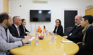Health Minister Mexhiti meets Germany’s Deputy Ambassador Graf