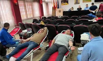 Крводарителска акција во Неготино, обезбедени 76 крвни единици