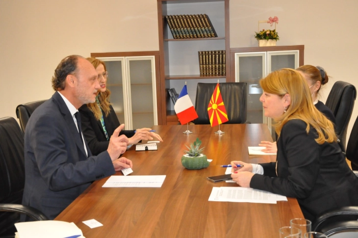 Minister Shukova meets French Ambassador Baumgartner, discuss possibilities for more intensive cooperation in environment sector