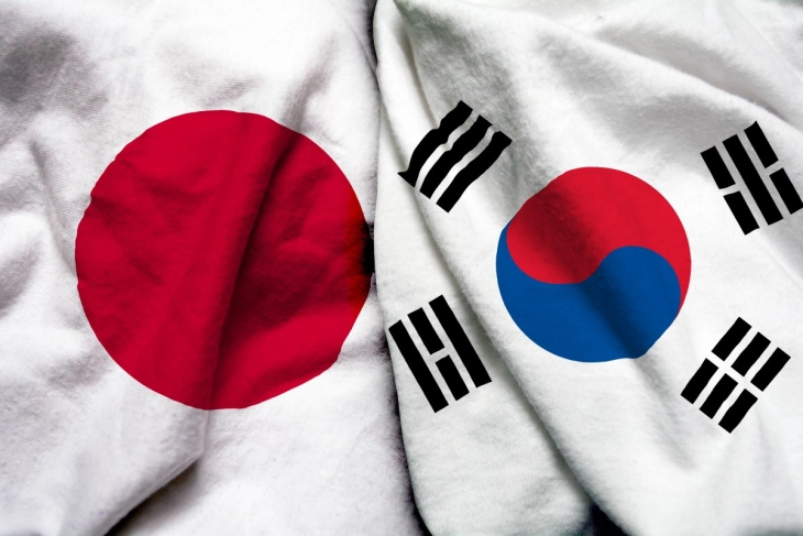 Јапонија и Јужна Кореја обновуваат односи на самитот во Токио