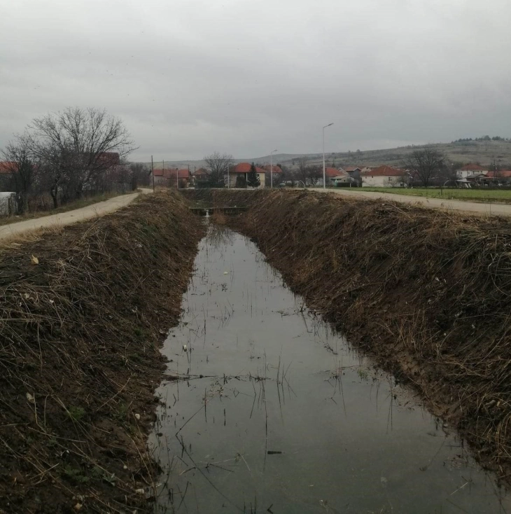 Чистење на каналската мрежа во општина Илинден