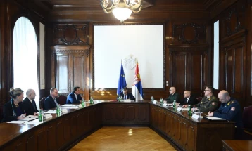 Српските безбедоносни служби му даваат поддршка на Вучиќ во преговарачкиот процес со Приштина