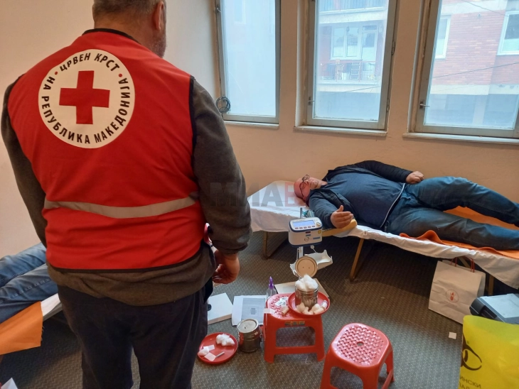 Во крводарителна акција  во Дебар, собрани 39 крвни единици