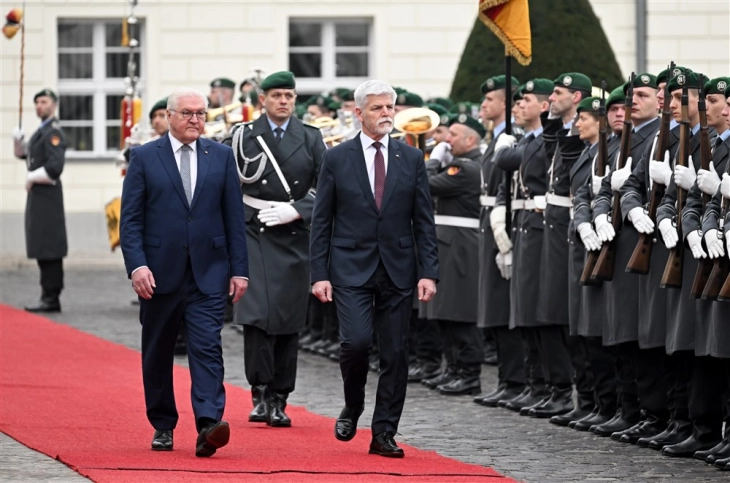 Чешкиот претседател предупреди на нови поделби во Европа