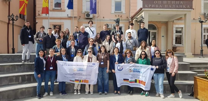 Кривопаланечката гимназија преку „Еразмус плус“ домаќин на млади од три европски земји