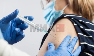 OBSH i ndryshoi rekomandimet për vaksinat kundër Kovid-19