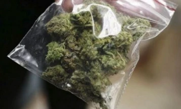 Осумнаесетгодишник од Куманово осомничен за препродажба на марихуана