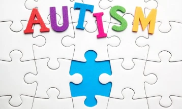 Промотивен штанд „Јас гледам, јас разбирам“ по повод Светскиот ден за подигнување на свесноста за аутизмот