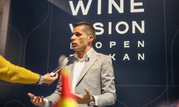 Николовски: Силно ги поддржуваме меѓународните промоции на македонските винарии, за неколку години вложени над милион евра