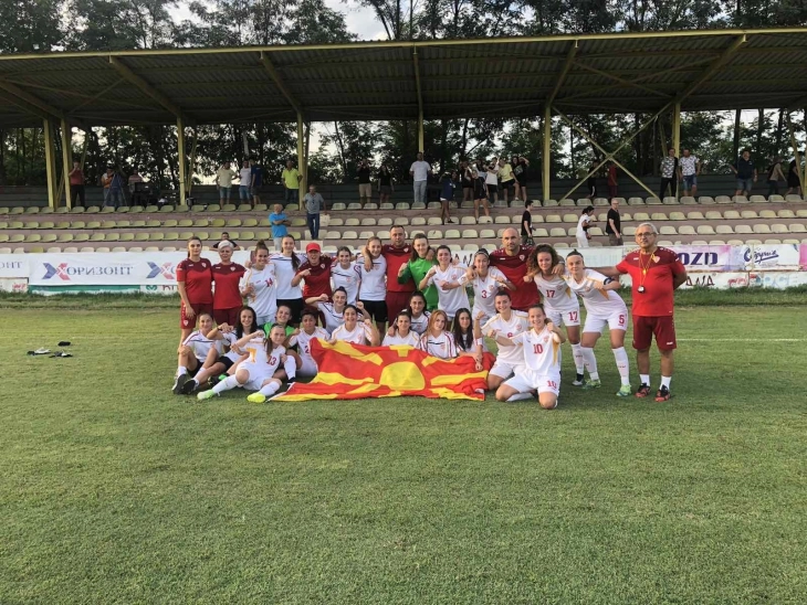 Младите македонски фудбалерки ја пречекуваат Грузија