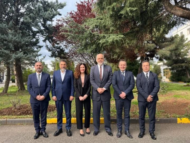 Косовката Влора Хисени стана директорка на албанската разузнавачка служба - ШИШ